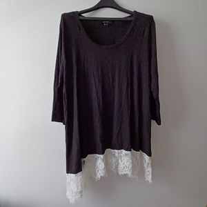 Karen Kane Black And White Lace Tunic